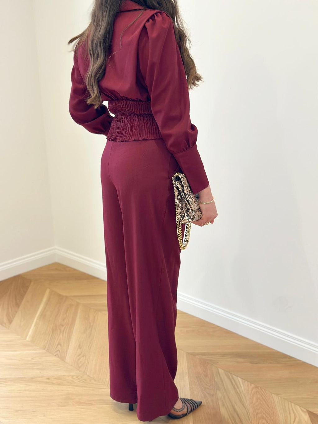 SET DAFIRA